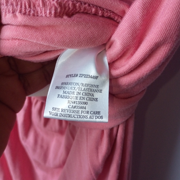 Elegant Black Sleeveless Jumpsuit - Picture 6 of 6